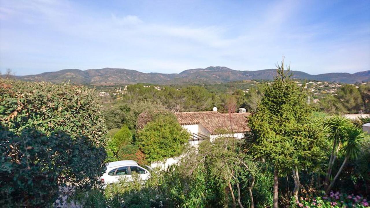 Villa Avec Piscine A Saint-Raphael Et Vue Sur La Montagne Saint-Raphael (Var) Exterior foto